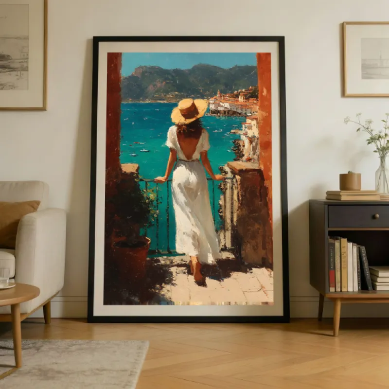 Olieverfschilderijstijl kunstwerk van een faceless vrouw op de rug gezien in een witte jurk en strohoed op een terracotta balkon uitkijkend over turquoise Amalfikust water met een ver Italiaans dorpje en groene bergen